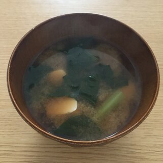 小松菜と豆腐の味噌汁